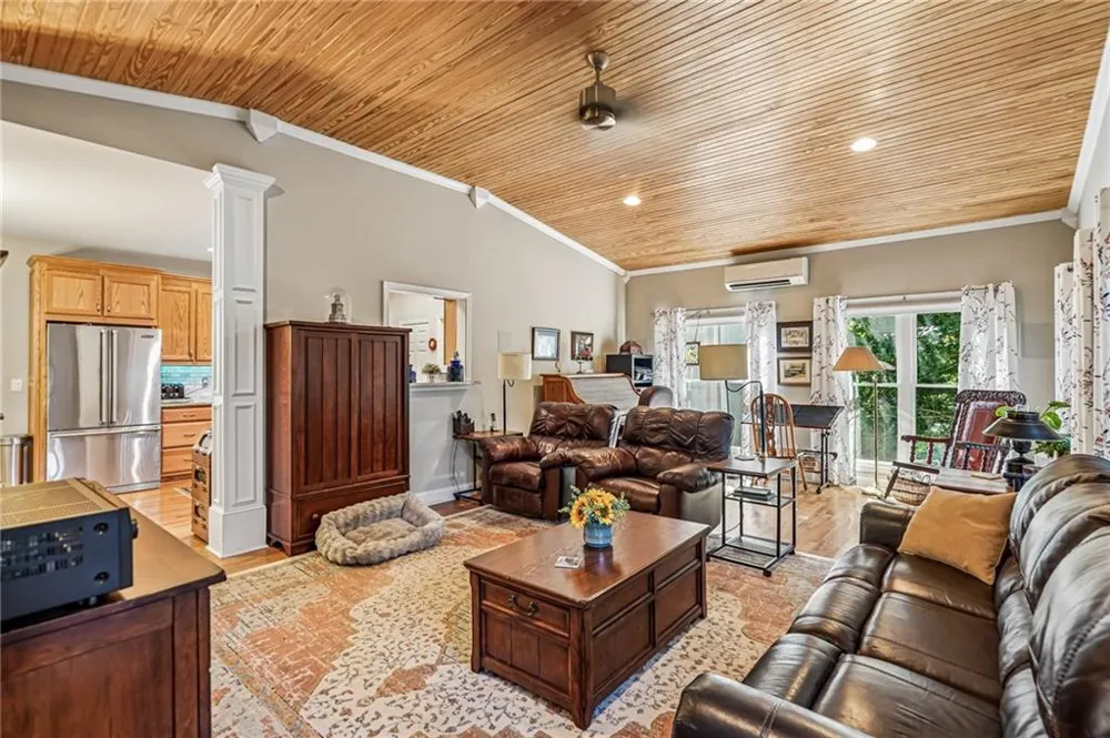 5448 Speckled Wood Lane Gainesville, GA 30506