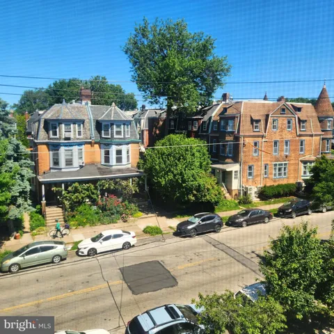 4812 WARRINGTON AVENUE ##3