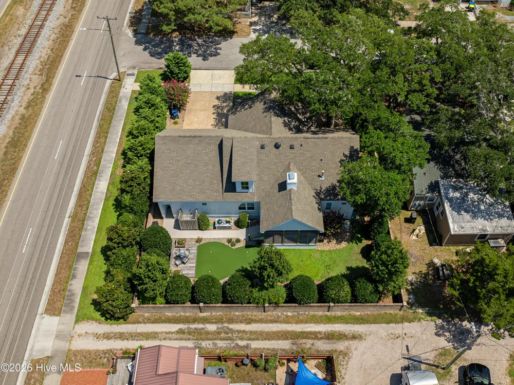 100 S 27th Street Morehead City, NC 28557