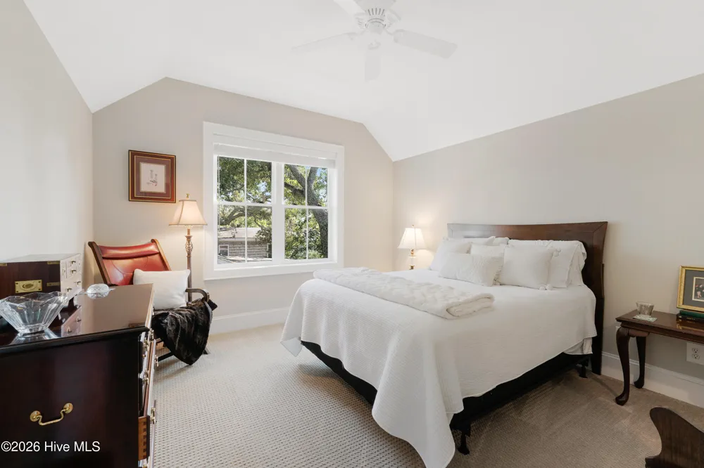 100 S 27th Street Morehead City, NC 28557