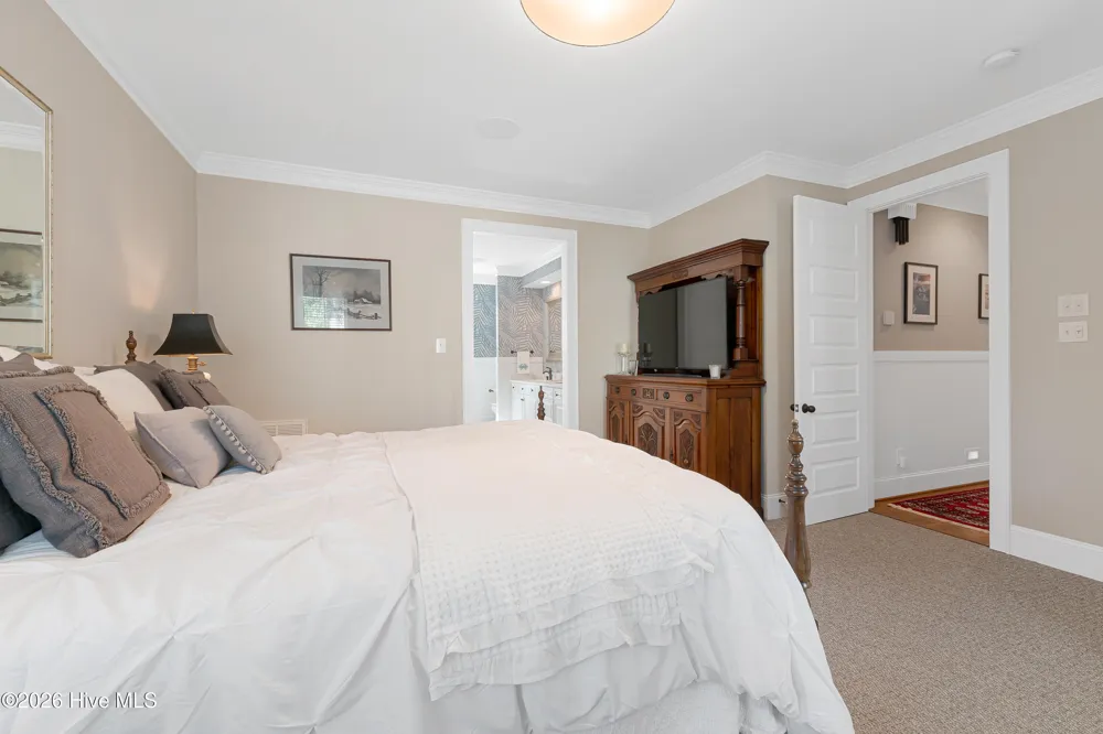100 S 27th Street Morehead City, NC 28557