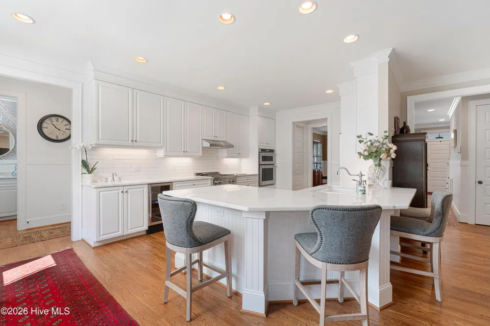 100 S 27th Street Morehead City, NC 28557
