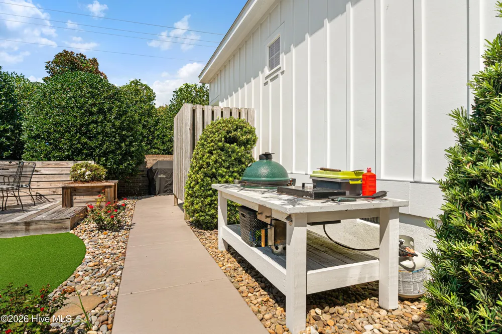 100 S 27th Street Morehead City, NC 28557