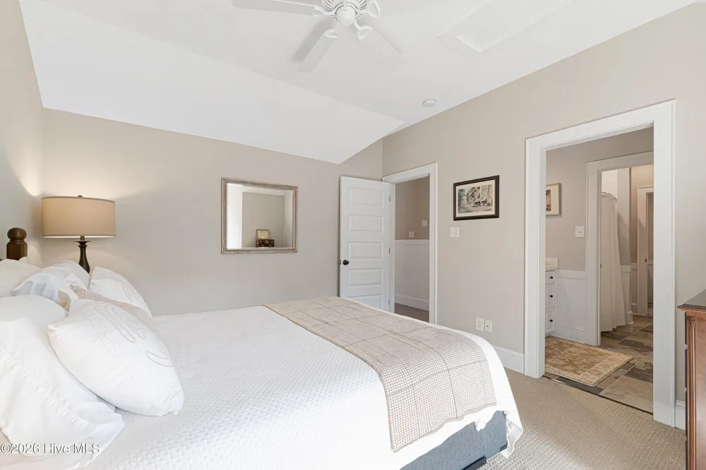 100 S 27th Street Morehead City, NC 28557