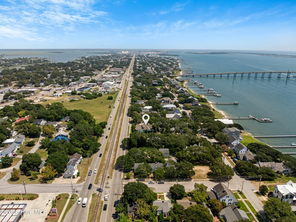 100 S 27th Street Morehead City, NC 28557