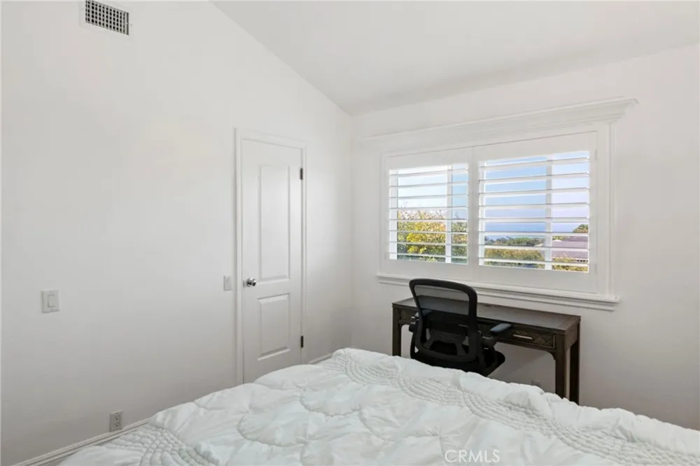 257 Avenida Adobe San Clemente, CA 92672