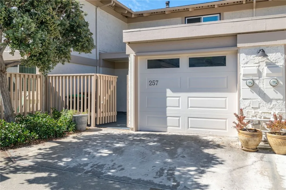257 Avenida Adobe San Clemente, CA 92672