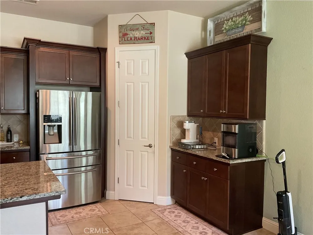 6125 E Terrace Fresno, CA 93727