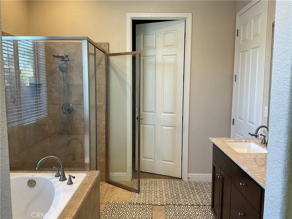 6125 E Terrace Fresno, CA 93727