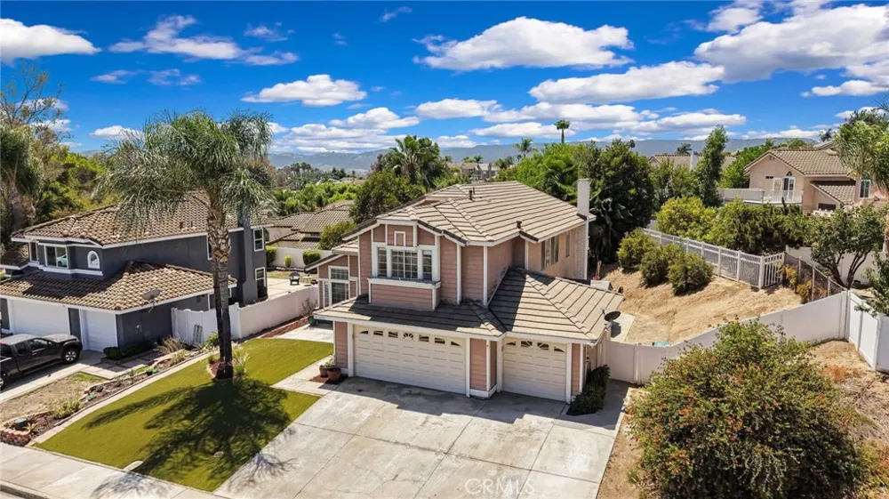 24907 Lincoln Avenue Murrieta, CA 92562