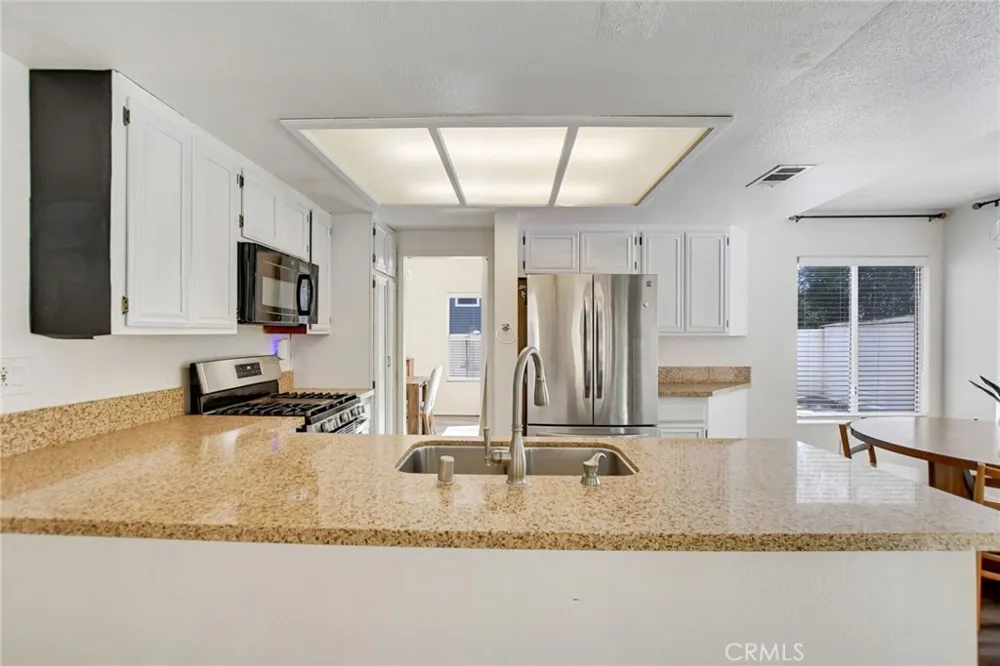 24907 Lincoln Avenue Murrieta, CA 92562