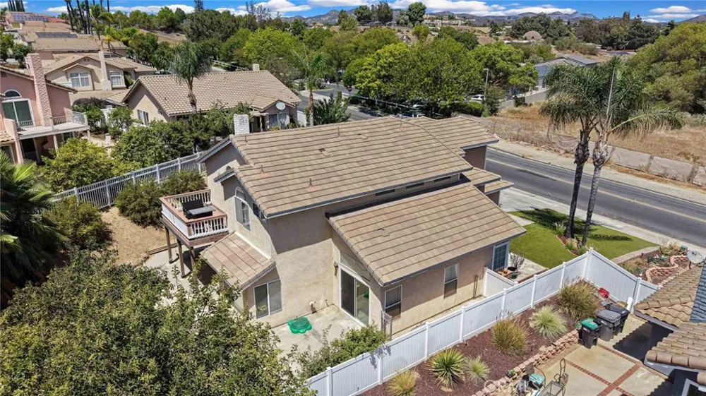 24907 Lincoln Avenue Murrieta, CA 92562