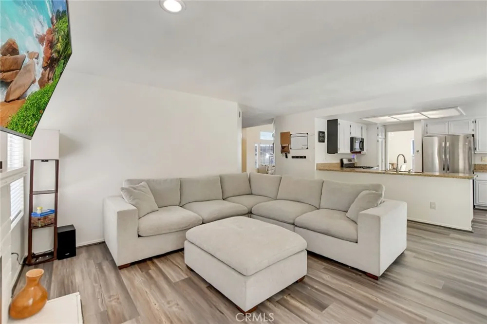 24907 Lincoln Avenue Murrieta, CA 92562