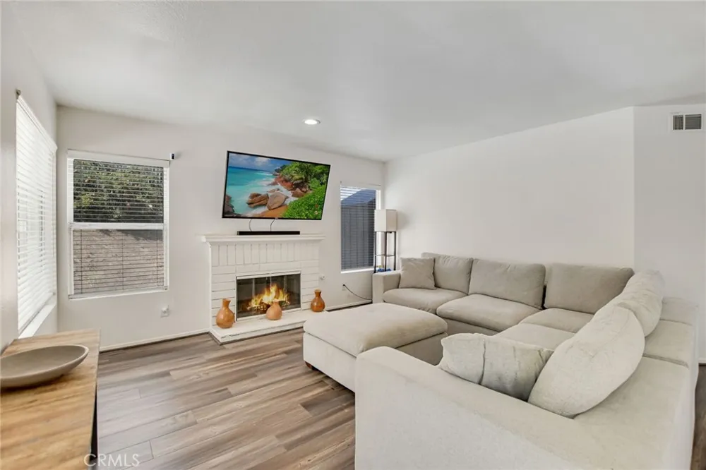 24907 Lincoln Avenue Murrieta, CA 92562