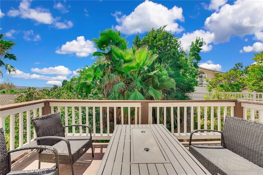 24907 Lincoln Avenue Murrieta, CA 92562