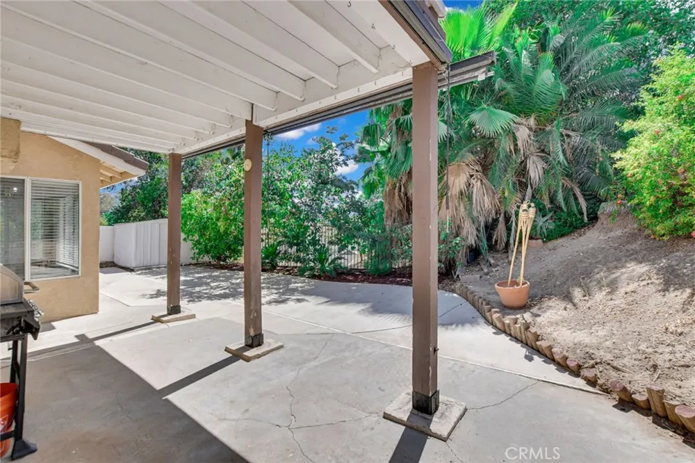 24907 Lincoln Avenue Murrieta, CA 92562
