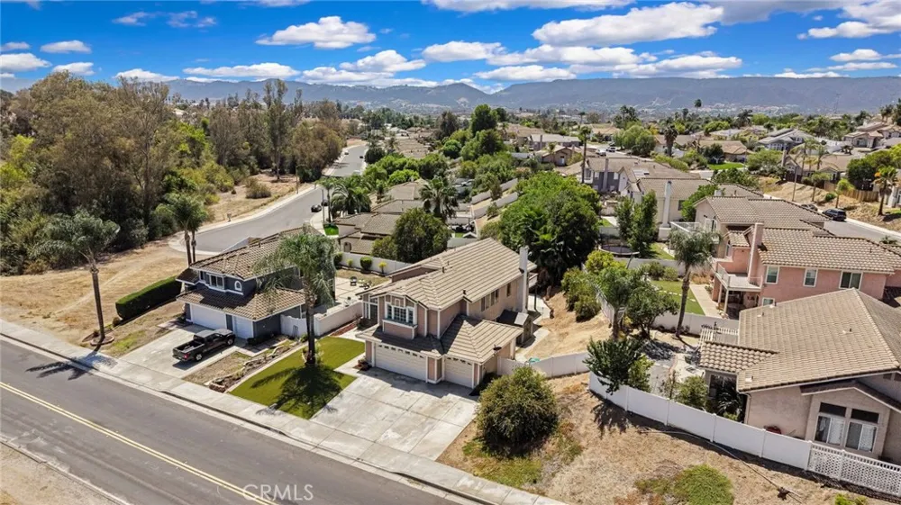 24907 Lincoln Avenue Murrieta, CA 92562