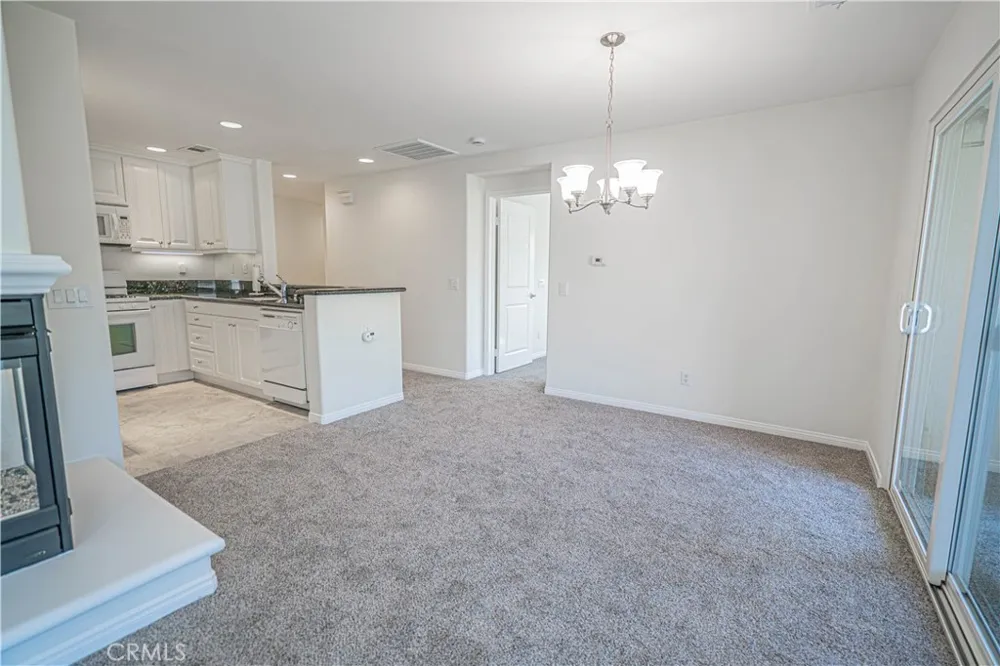 19380 Laroda Saugus, CA 91350
