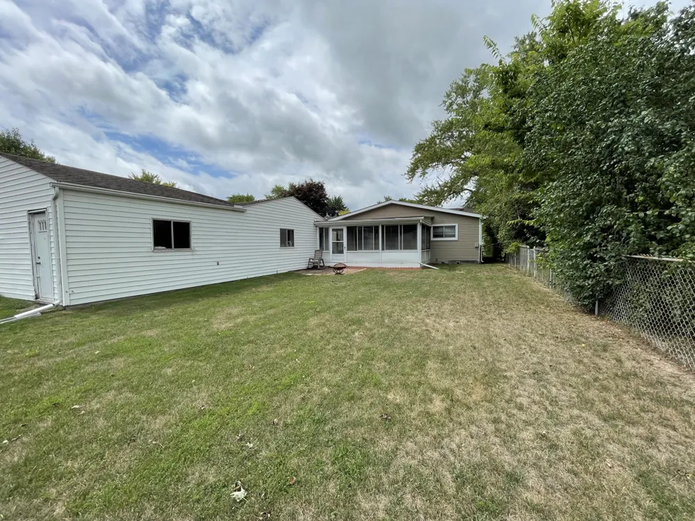 1859 Emerson Avenue Ypsilanti, MI 48198