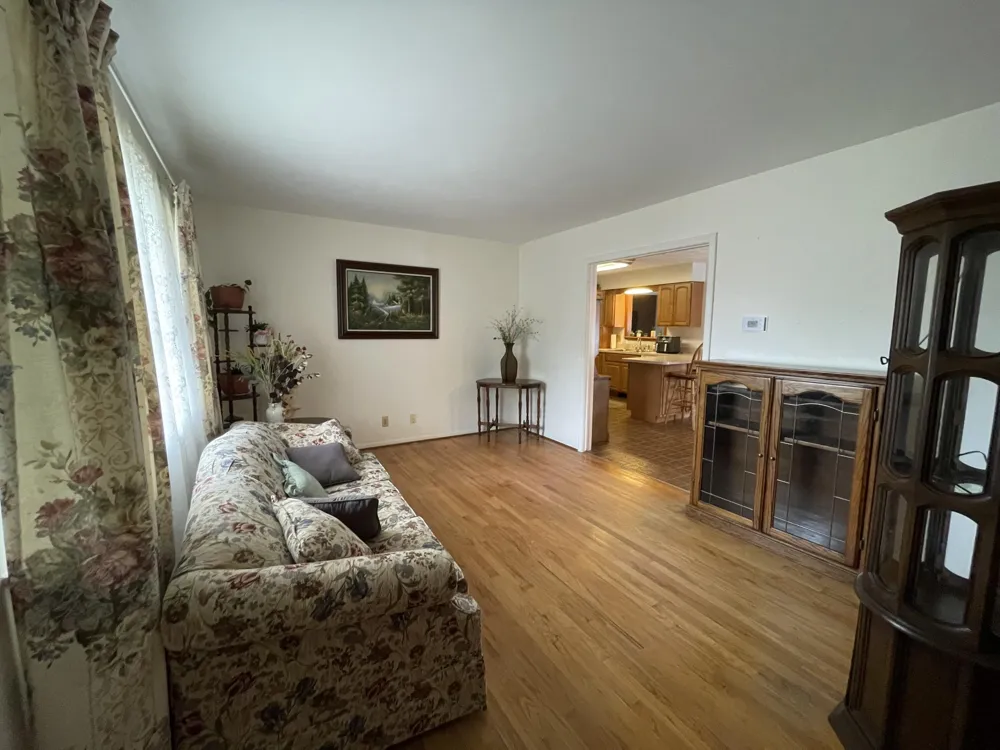 1859 Emerson Avenue Ypsilanti, MI 48198
