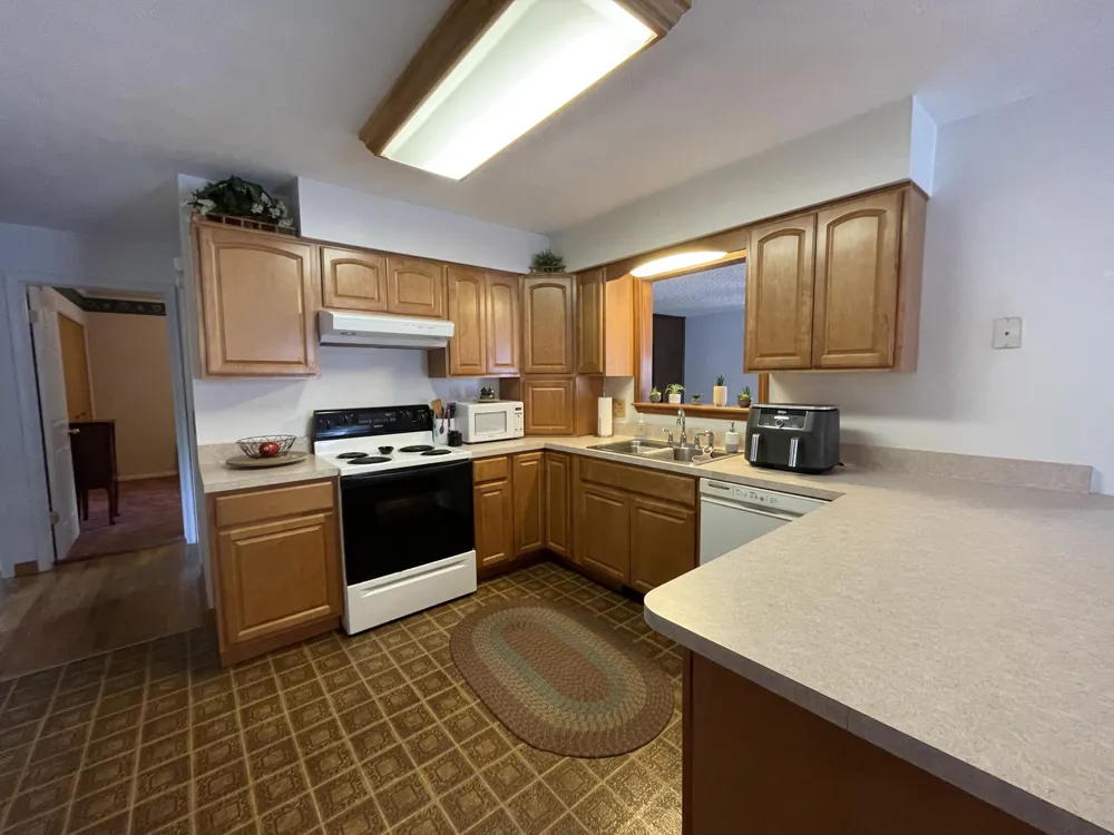 1859 Emerson Avenue Ypsilanti, MI 48198
