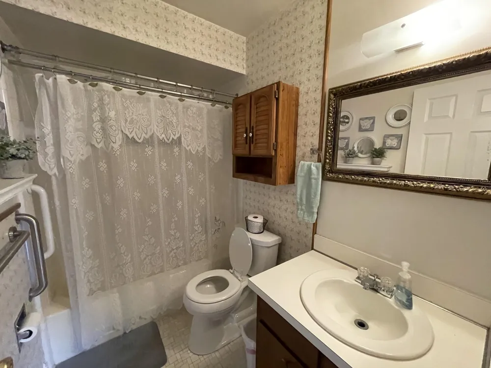 1859 Emerson Avenue Ypsilanti, MI 48198