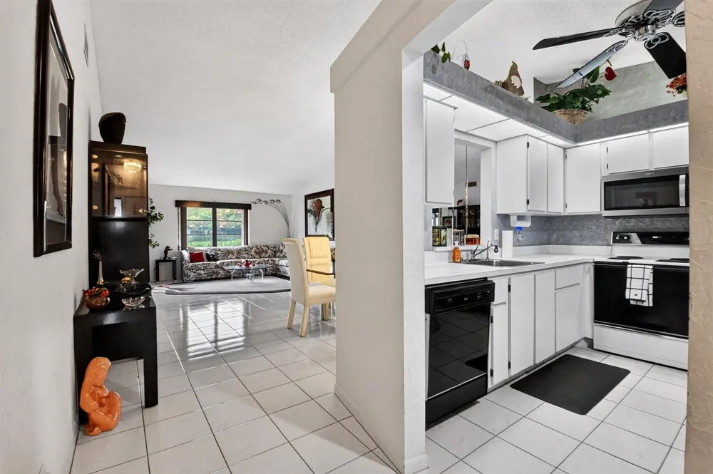 8179 Whispering Palm Drive Boca Raton, FL 33496
