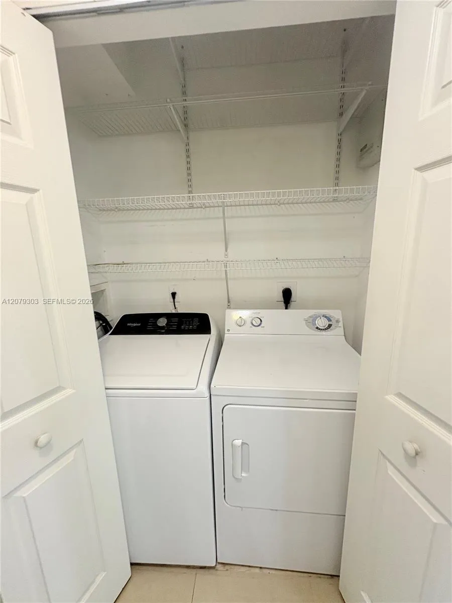 8030 Nob Hill Rd #105 Tamarac, FL 33321