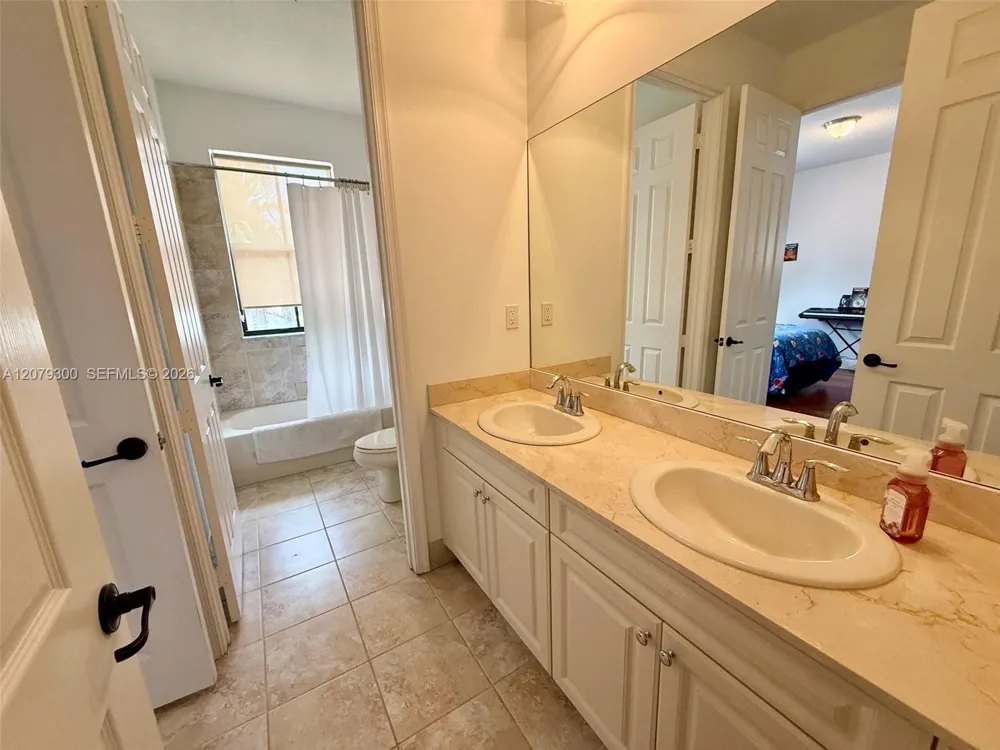 2673 NW 83rd Ter #2673 Cooper City, FL 33024