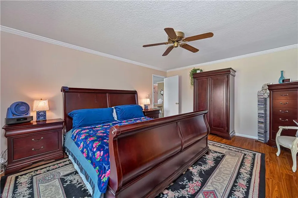 1123 SW Pine Lane #4 Cape Coral, FL 33991