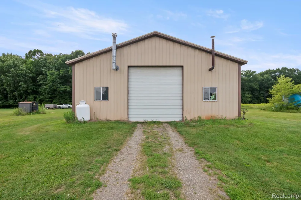 76565 McFadden Road Armada Township, MI 48005