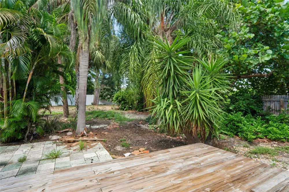 14623 SUNSET DRIVE Largo, FL 33774