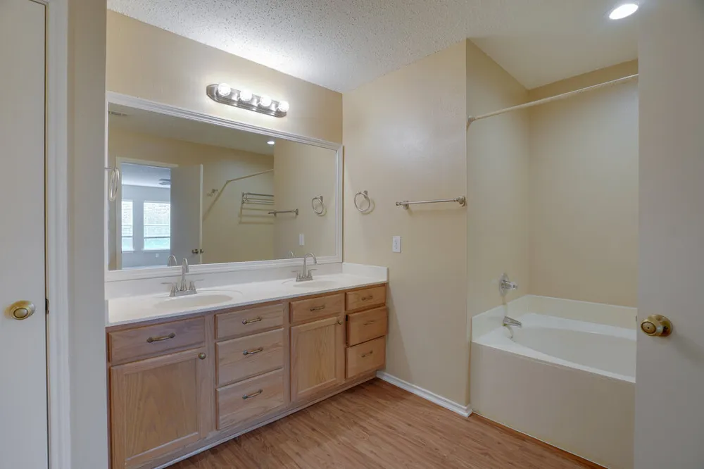 1900 Carriage Club Drive Cedar Park, TX 78613