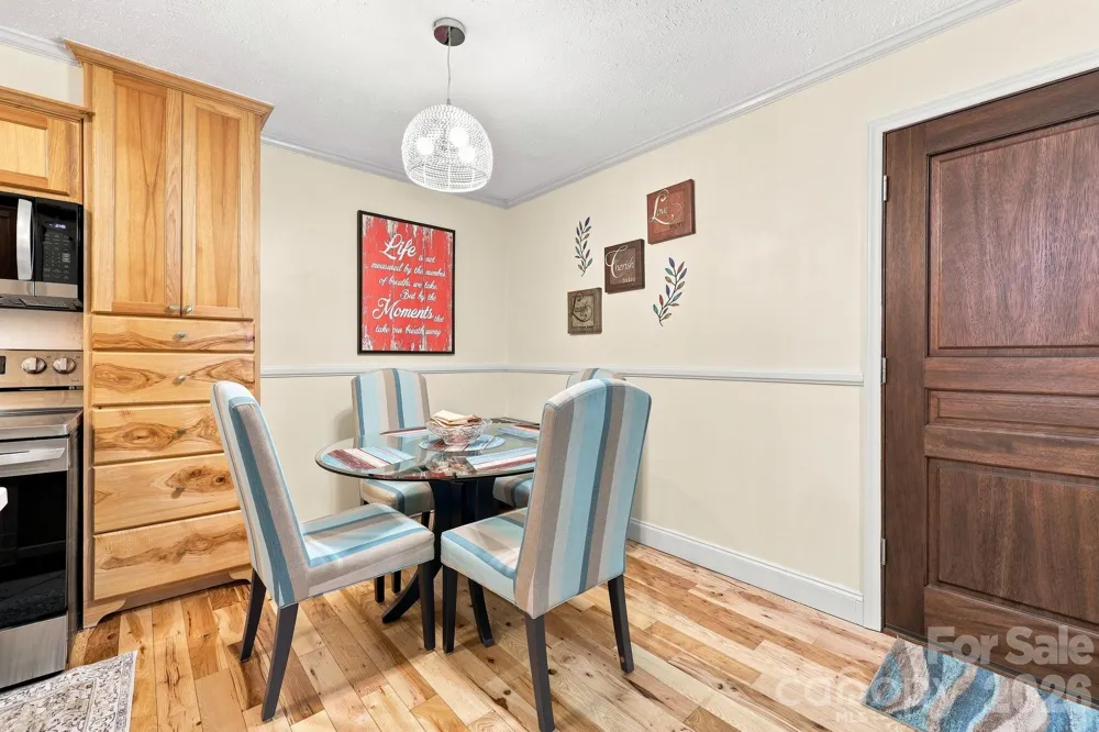 71 Shepard Square #303 Brevard, NC 28712