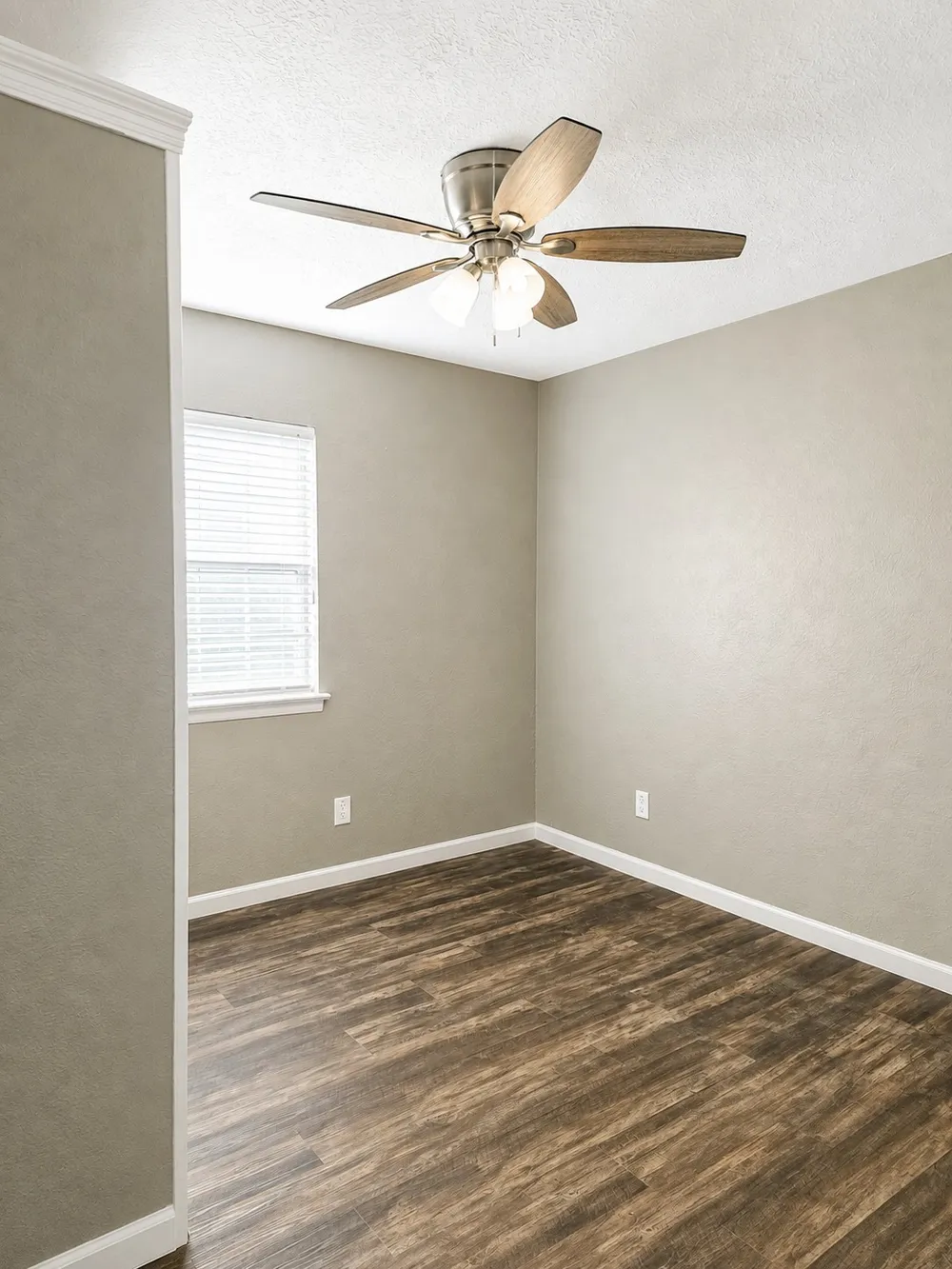 3735 Stateoak Drive Dallas, TX 75241