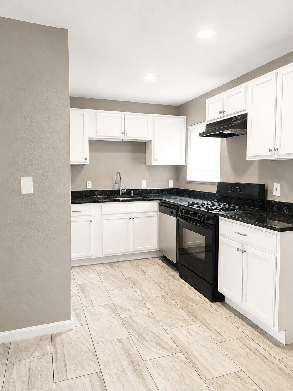 3735 Stateoak Drive Dallas, TX 75241