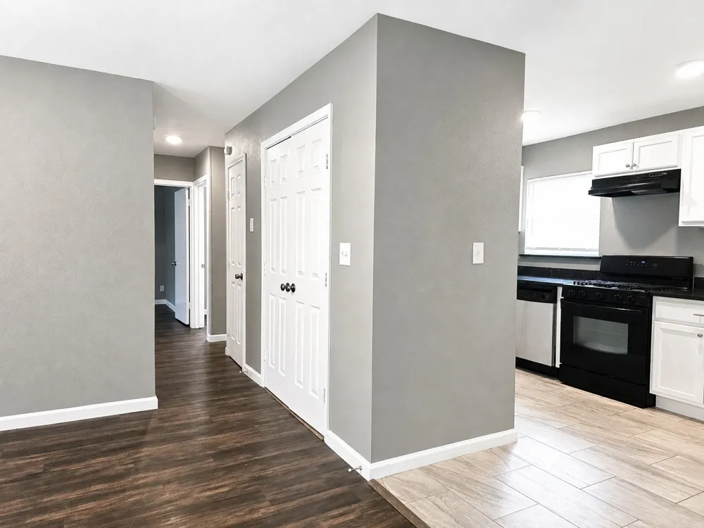 3735 Stateoak Drive Dallas, TX 75241