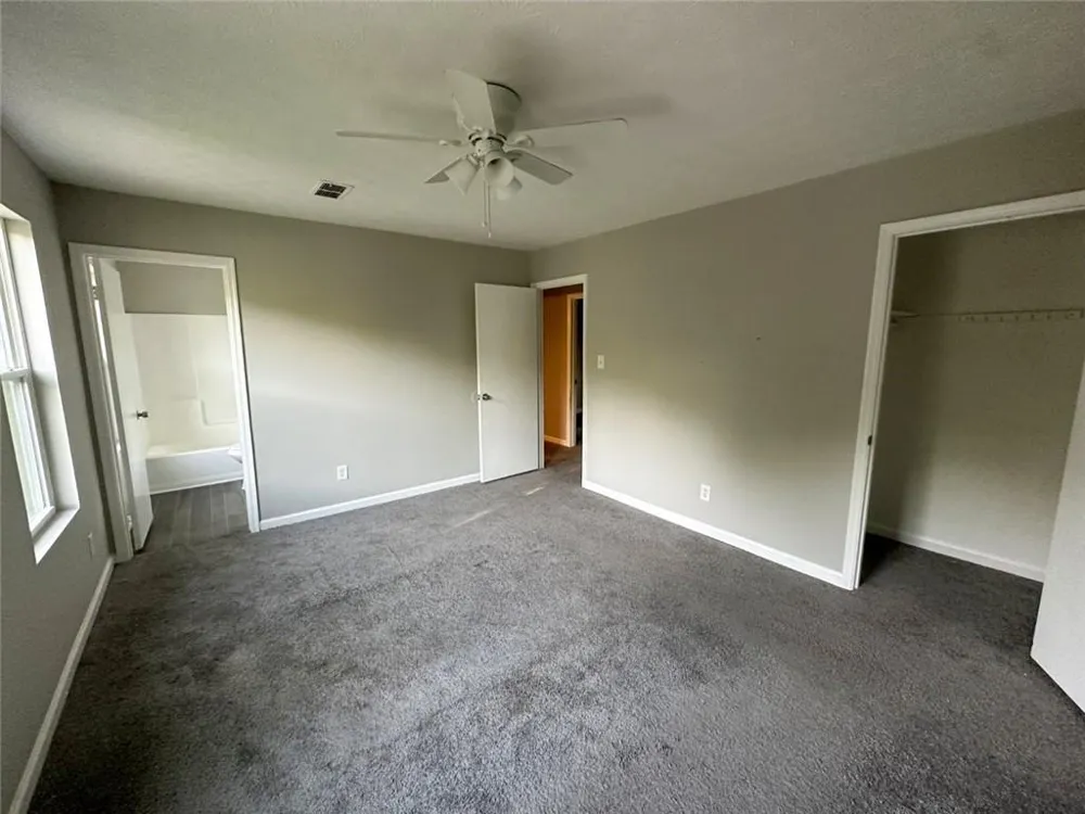 1819 Singer Way Lithonia, GA 30058
