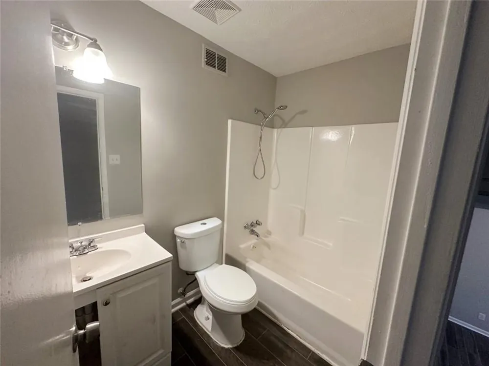 1819 Singer Way Lithonia, GA 30058