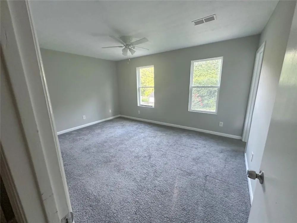 1819 Singer Way Lithonia, GA 30058