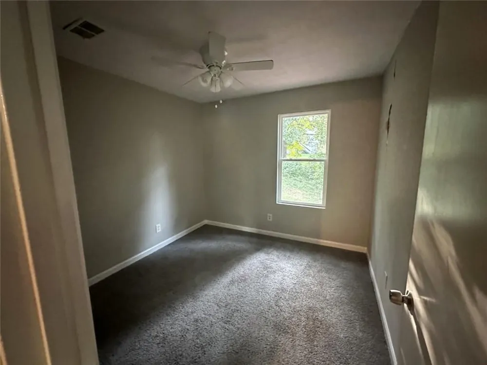 1819 Singer Way Lithonia, GA 30058