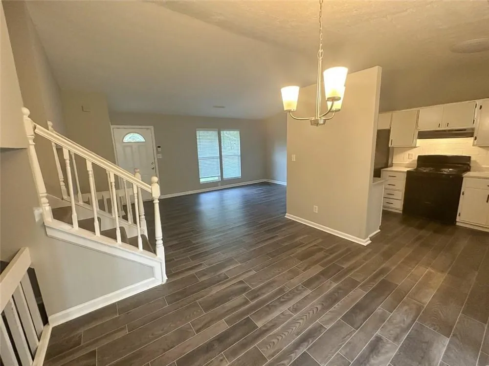 1819 Singer Way Lithonia, GA 30058