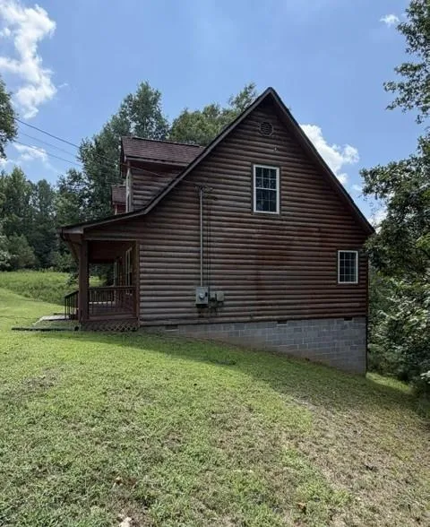 905 Hancock Mountain Trail Waleska, GA 30183