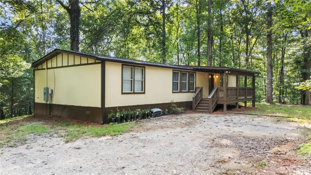 3068 Pierce Road Gainesville, GA 30507