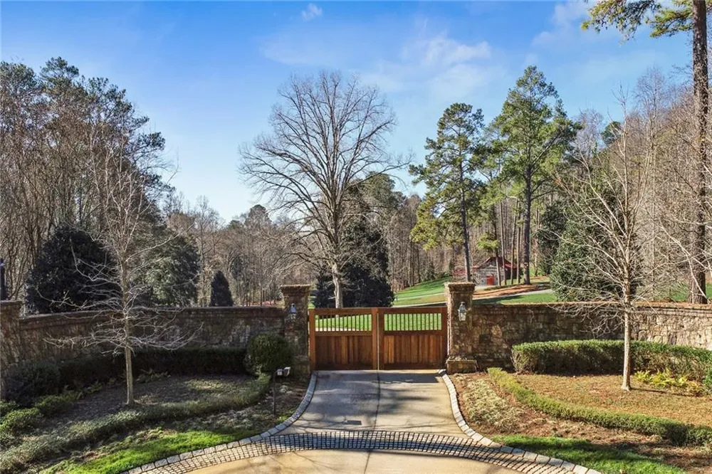 4824 Northside Drive Atlanta, GA 30327