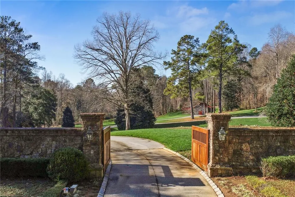 4824 Northside Drive Atlanta, GA 30327