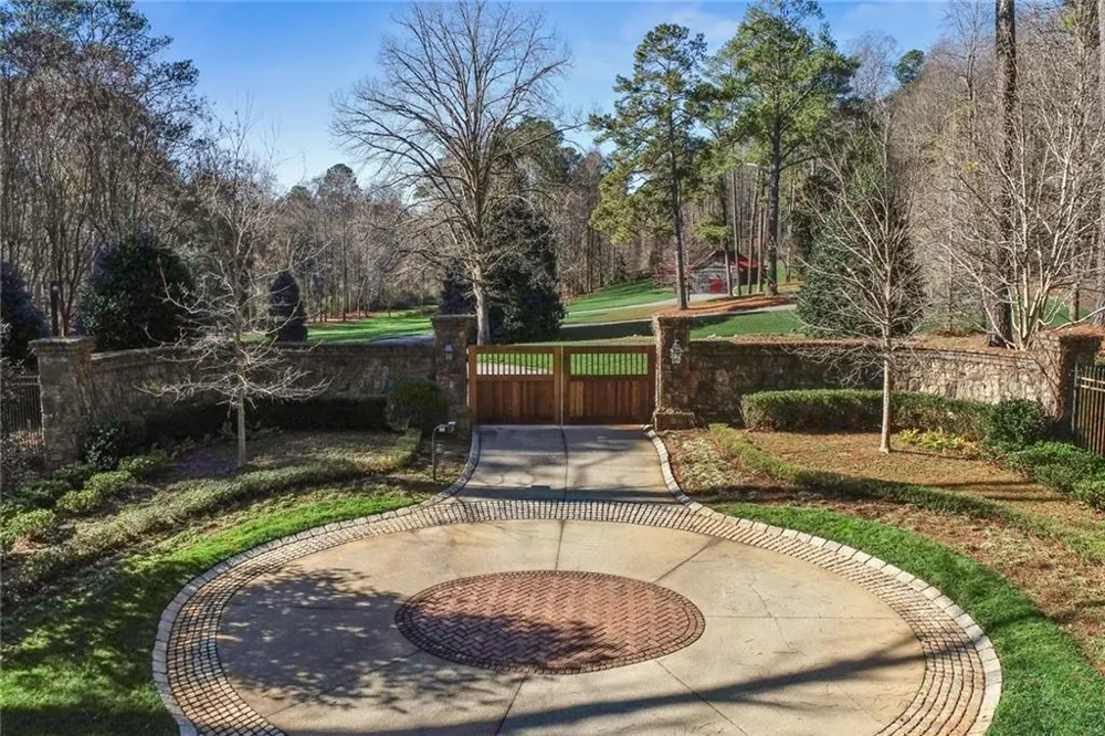 4824 Northside Drive Atlanta, GA 30327