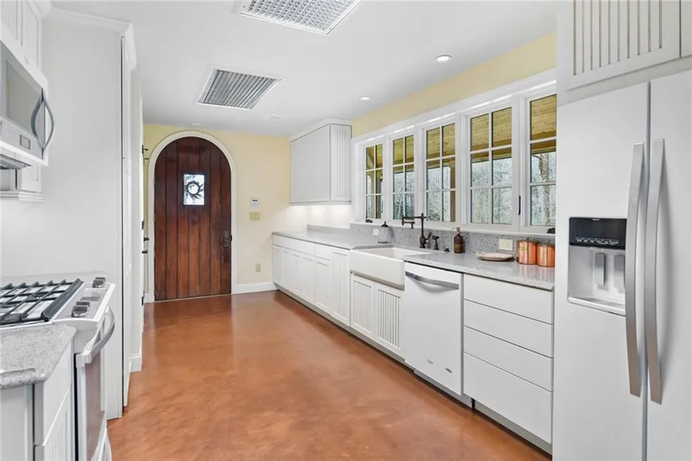 4824 Northside Drive Atlanta, GA 30327