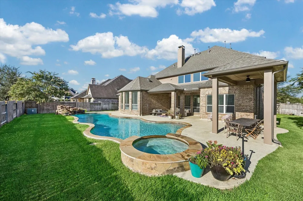 2303 Draycutt Drive Katy, TX 77494