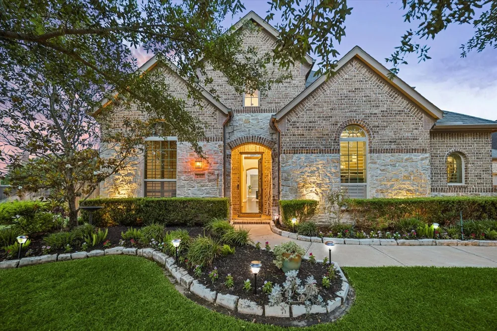 2303 Draycutt Drive Katy, TX 77494